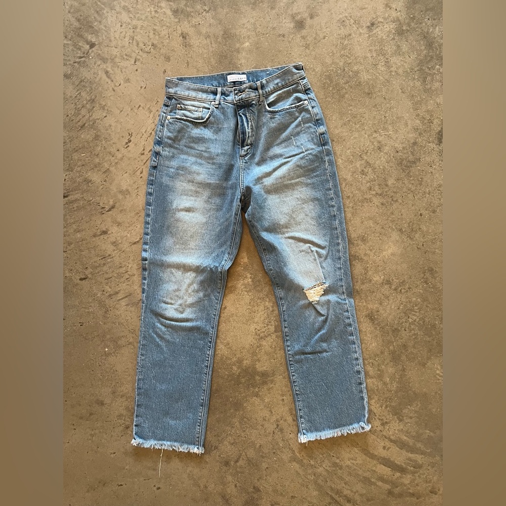 Loft Straight Crop Jeans- medium wash- size 6/28